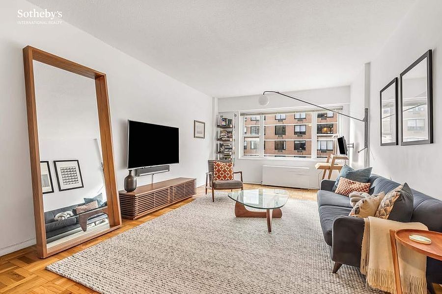 1st image of 60 E 8th St APT 7P