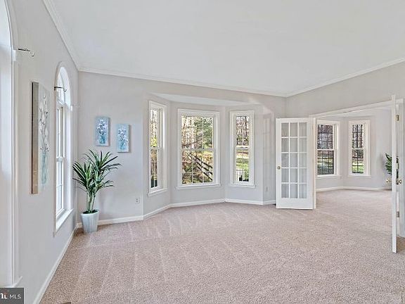 4th image of 8449 Mary Jane Dr
