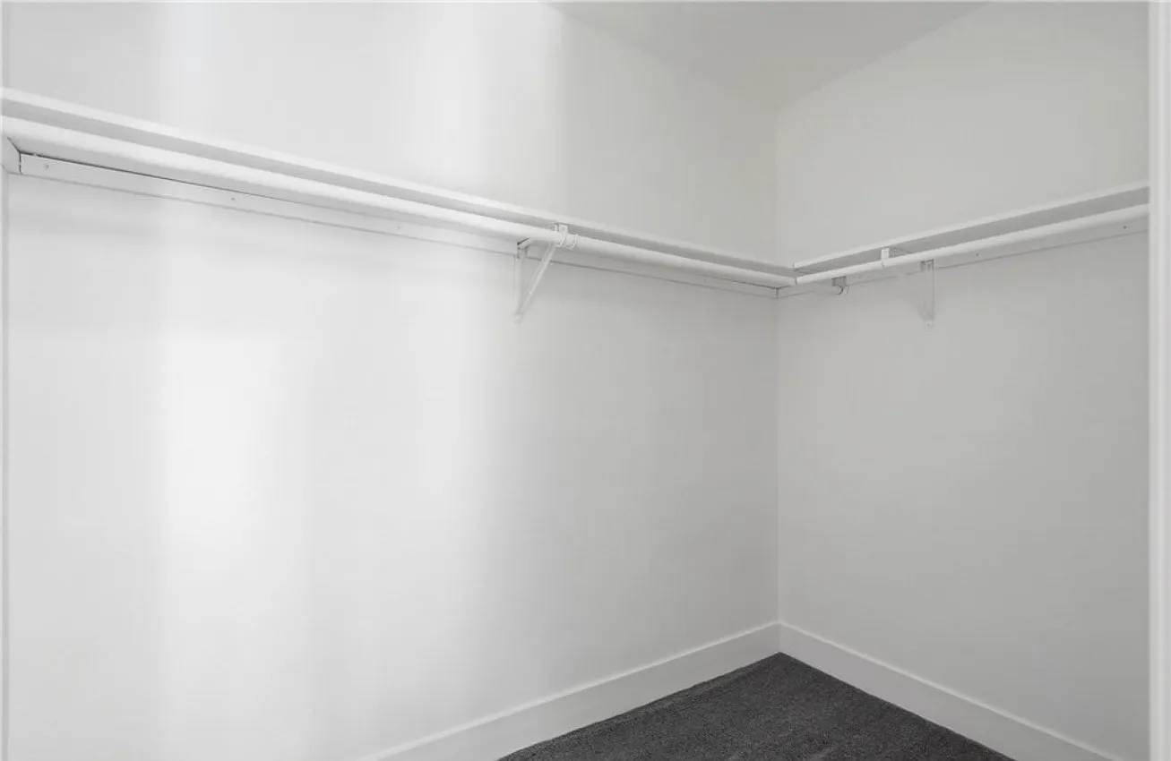 3 bed, 1.5 bath, 1062 sqft, $1,800 — Photo 2