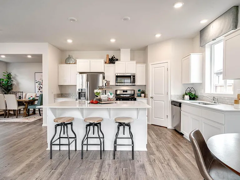 4713 Milo Ave — Photo 8
