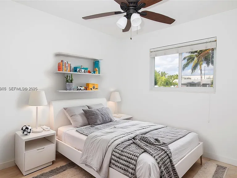 9310 SW 57th Ter — Photo 9