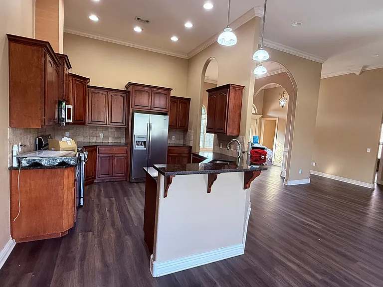 2601 SW Azalea Ave — Photo 12