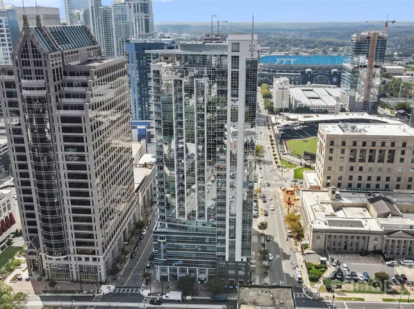 333 W Trade St Unit 1106, Charlotte, NC 28202