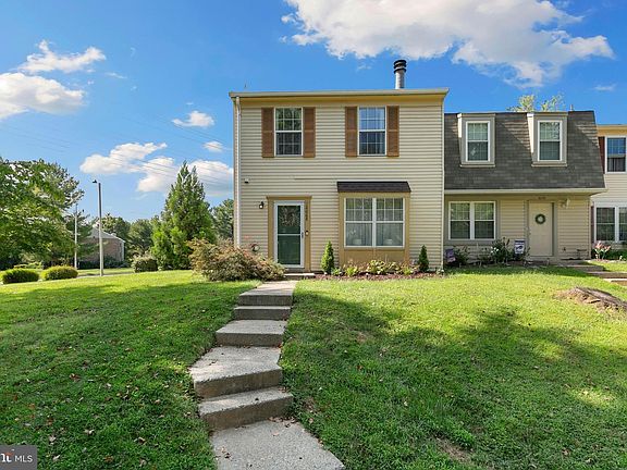 2nd image of 18668 Winding Creek Pl