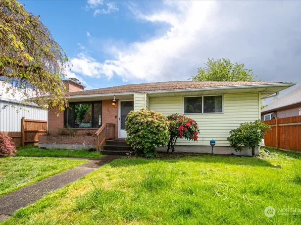 127 Loves Avenue, Woodland, WA 98674