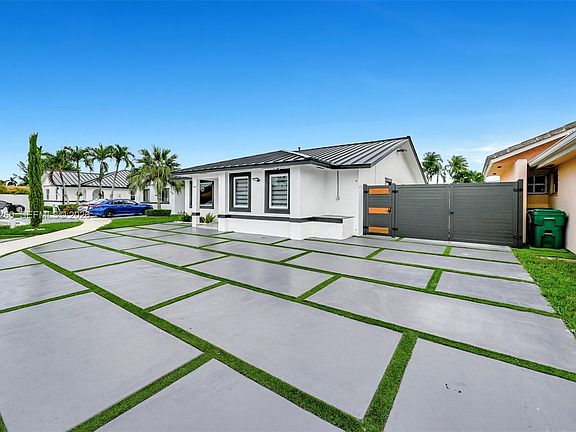 4th image of 13284 SW 39th St