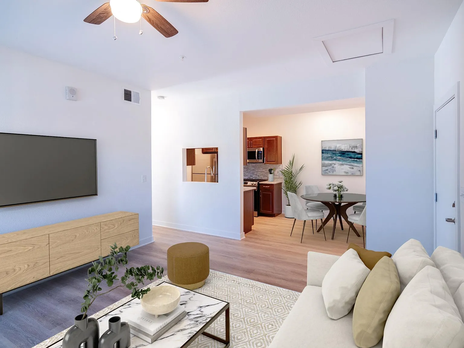1 bed, 1.5 bath, 760 sqft, $1,615 — Photo 3
