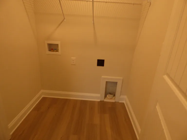 110 Tavern Trl — Photo 32