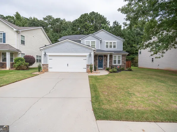 42 Brookview Dr, Newnan, GA 30265