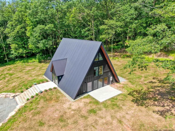 222 Old Glen, Fallsburg, NY 12733