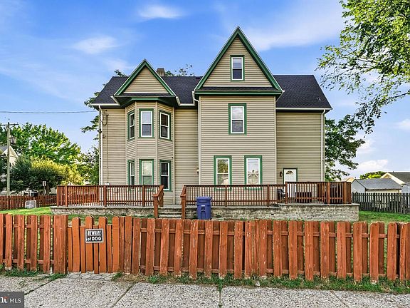 5th image of 339 Filmore St