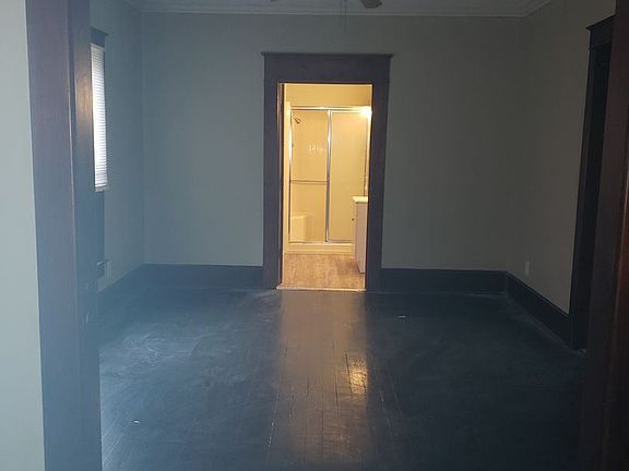 4th image of 300 N 16th St #214