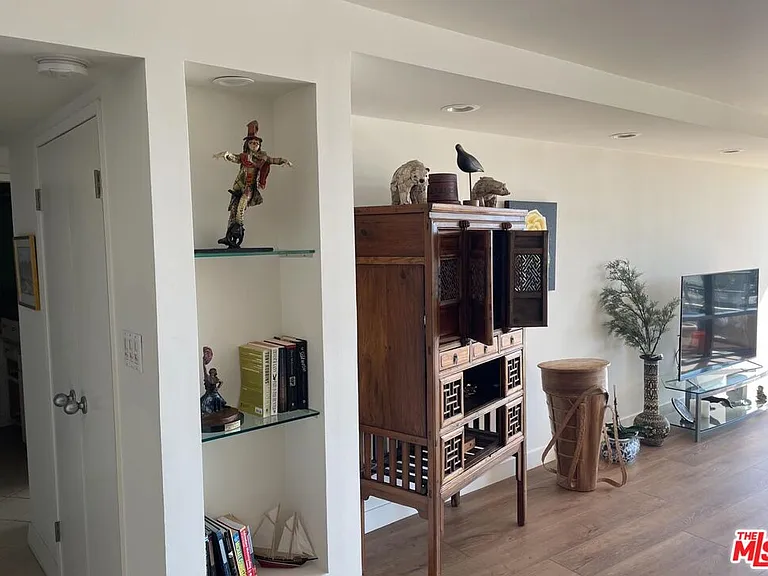 4267 Marina City Dr #102 — Photo 7