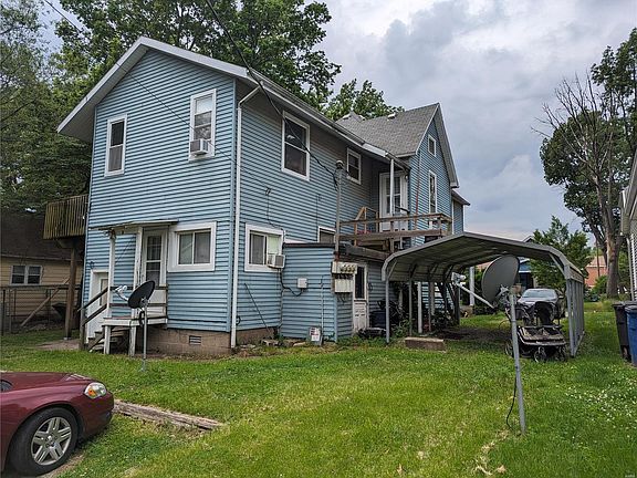 4th image of 410 N Locust St