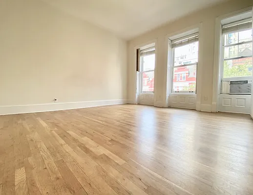 Rented by Corcoran | media 14