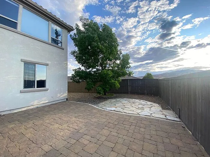 875 Sienna Park Dr — Photo 22