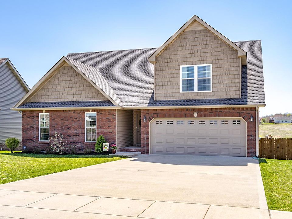 1st image of 1324 Canyon Pl