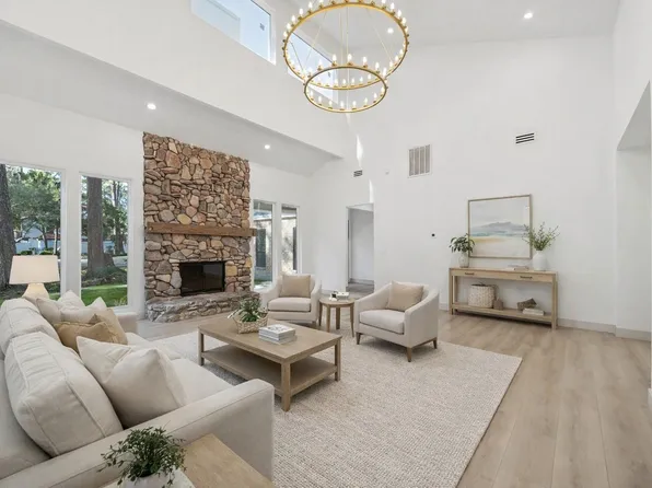 2306 Mill Lake Dr, Humble, TX 77339