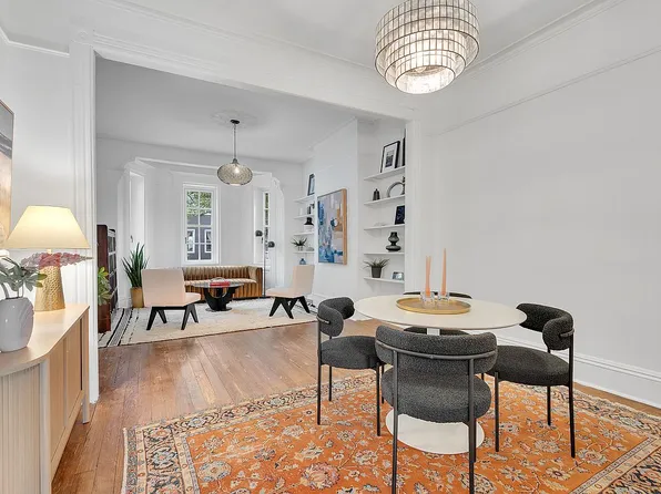 89 N Henry St, Brooklyn, NY 11222