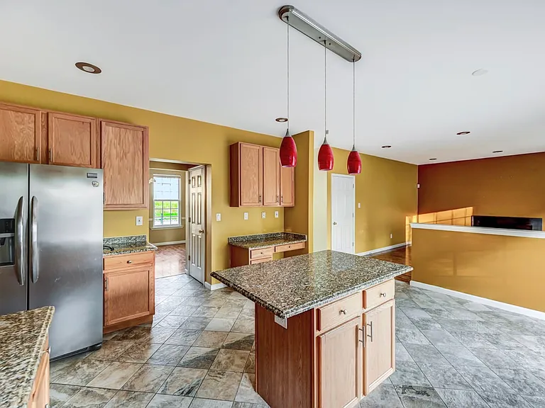 115 Daffodil Dr — Photo 18