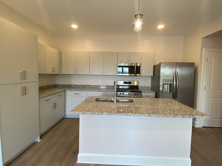 145 Speedway Dr #1304 — Photo 8