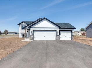 1250 Kimball Ave, Osceola, WI 54020