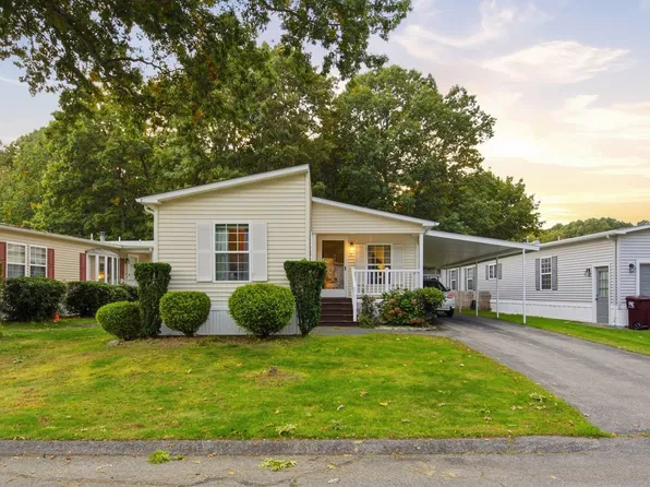40 Butternut Cir, Taunton, MA 02780