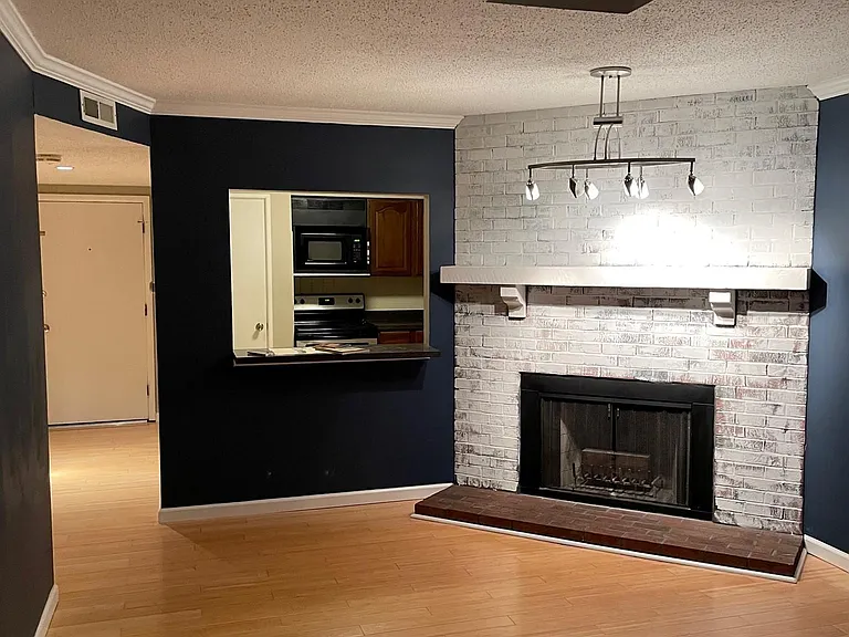 4355 Maryland Ave #415 — Photo 7