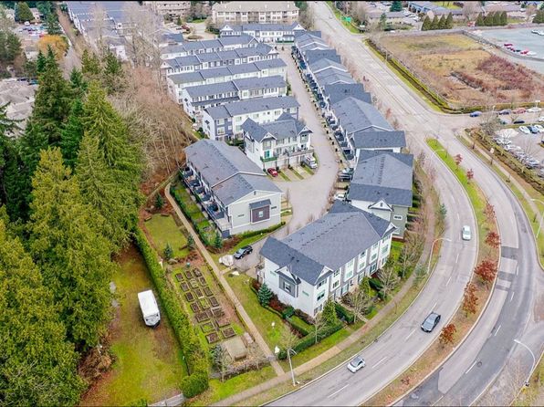 2 bedroom rental in Surrey — photo 16
