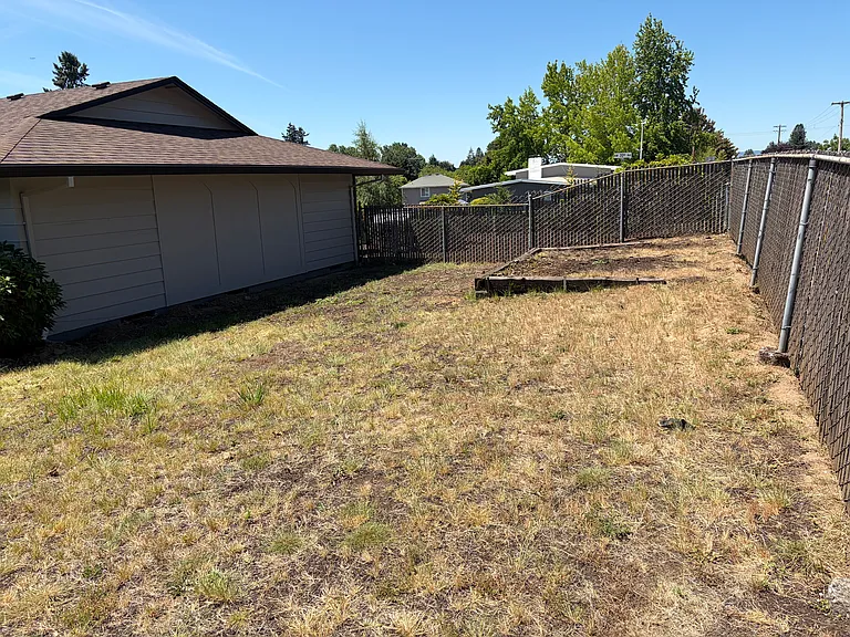 9307 NW 20th Ave — Photo 11