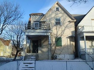 1952 N 39th St, Milwaukee, WI 53208