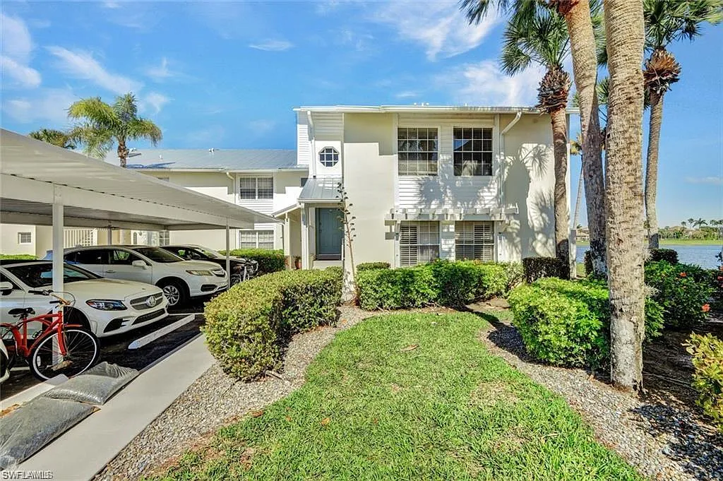 3 bed, 2.0 bath, 1157 sqft, $3,000 — Photo 3