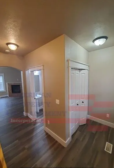 2839 N Jeremy Ave — Photo 2