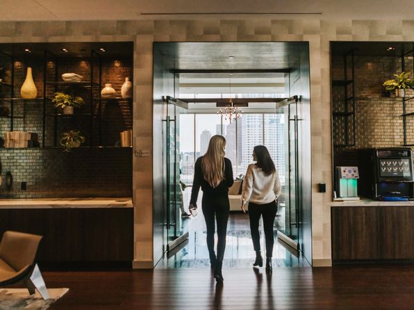 50 Causeway St APT 3206