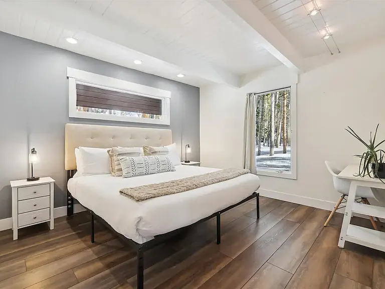 71 Regal Cir — Photo 11