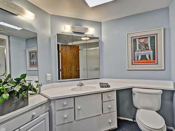 5th image of 16606 N Meadow Park Dr