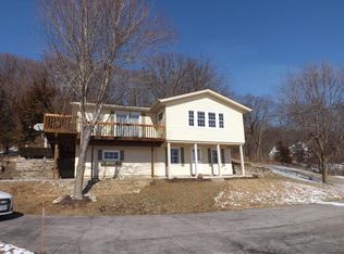 3315 Highway 22, Muscatine, IA 52761