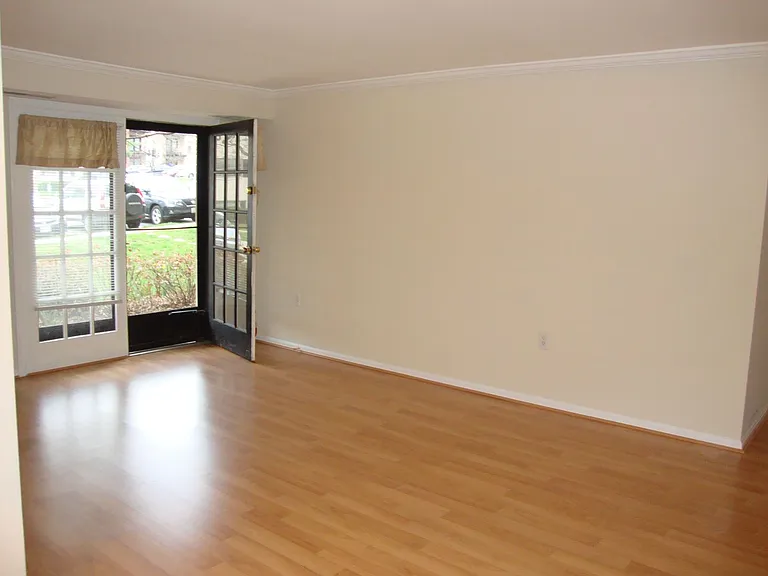 436 N Armistead St #T2 — Photo 4