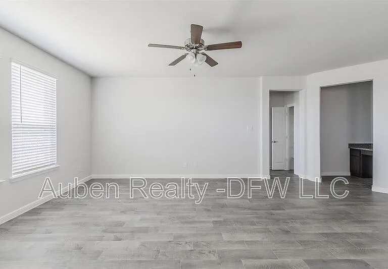 1343 Fox Hollow Rd — Photo 15