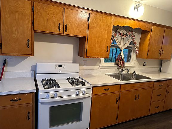 4th image of 331 S 2nd St