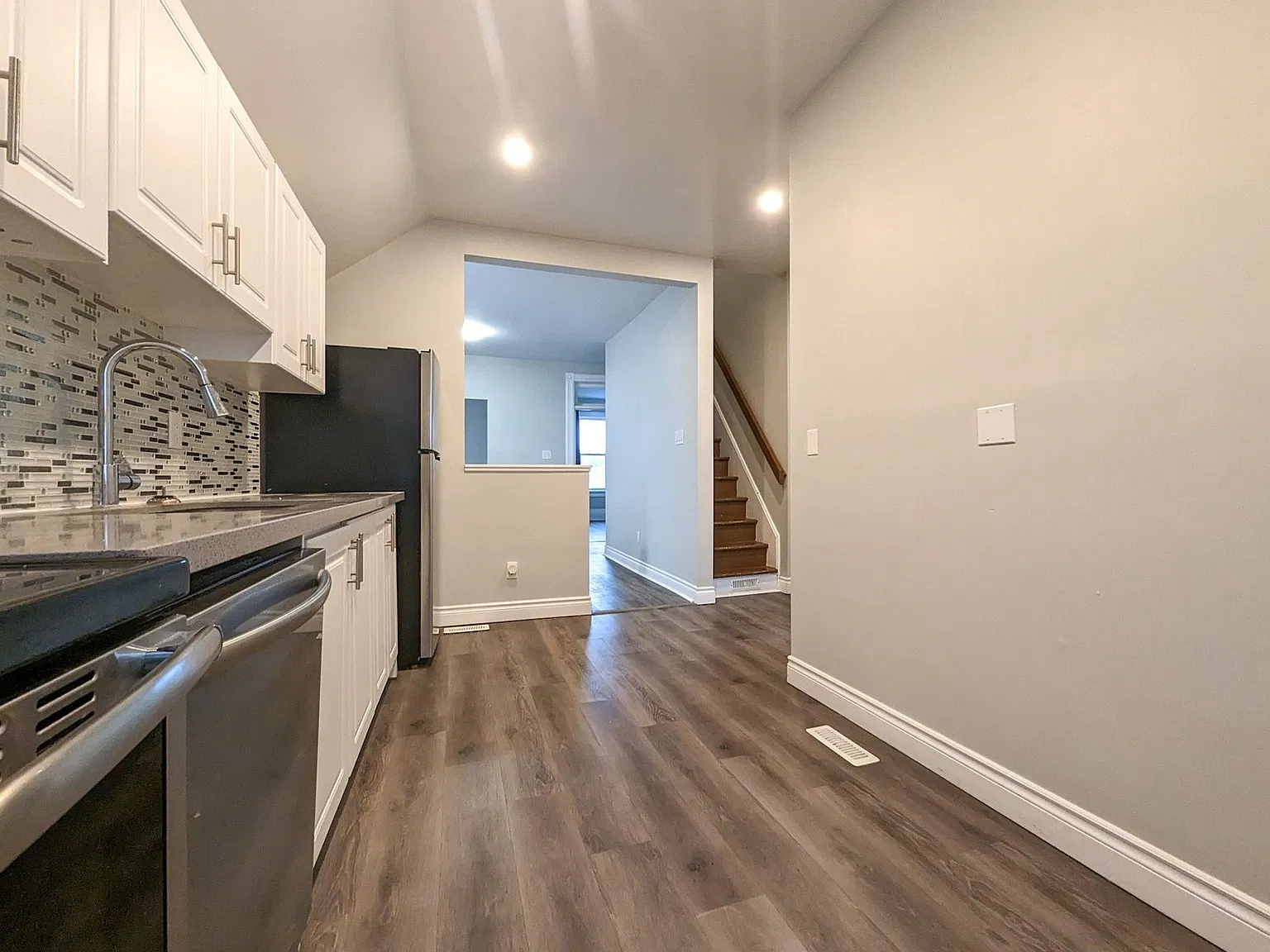 153 Victoria Street North Kitchener — Photo 4