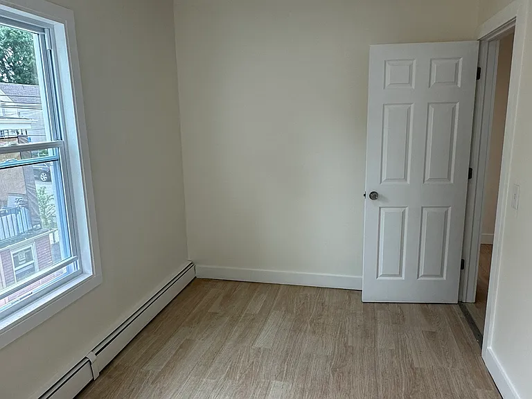 274 Cleveland St #2 — Photo 28