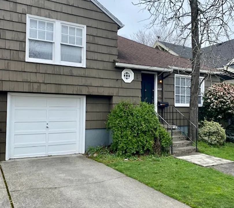 5525-5529 SE Powell Blvd #3418-3444