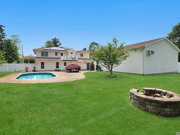 4th image of 8 Chadwick Ct