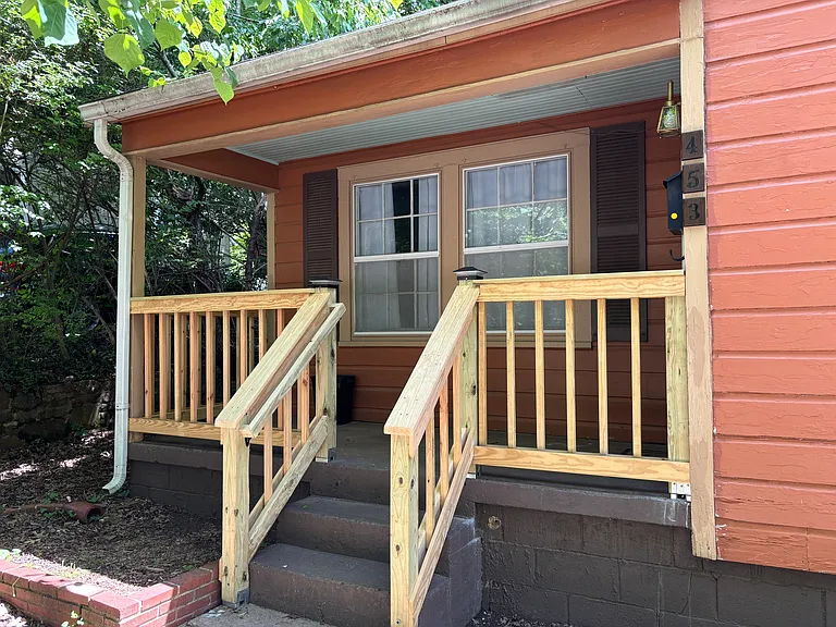 453 E Prospect St — Photo 18