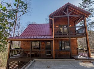 90 Camber Ct, Ellijay, GA 30540