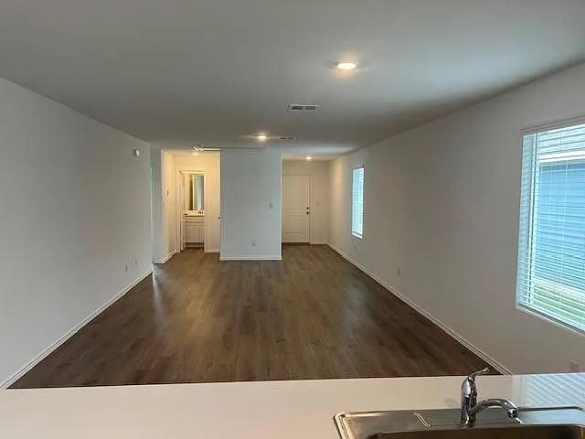2215 Cyclone Dr — Photo 4