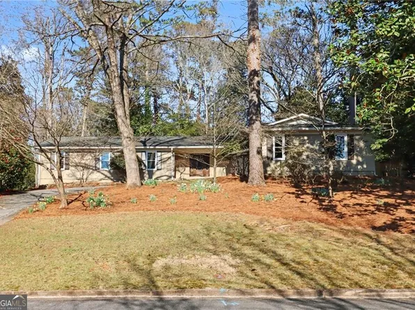 9310 Martins Lake Dr, Roswell, GA 30076