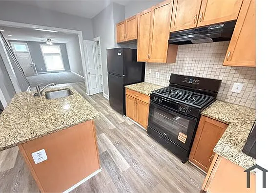 202 N Linwood Ave — Photo 7