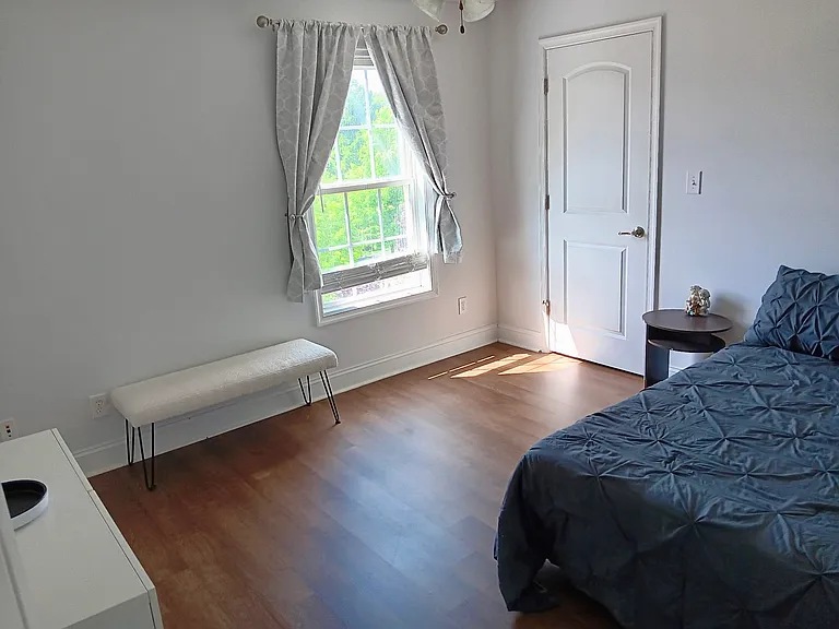 100 Capstone Dr — Photo 17